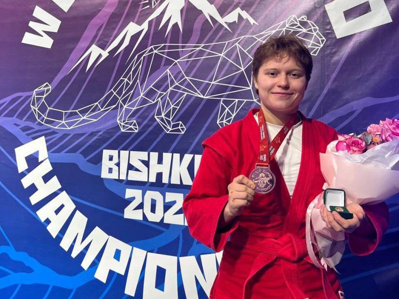 Студентка кафедри терапії та реабілітації НУФВСУ Валентина Арутюнова – бронзова призерка Чемпіонату світу з самбо!